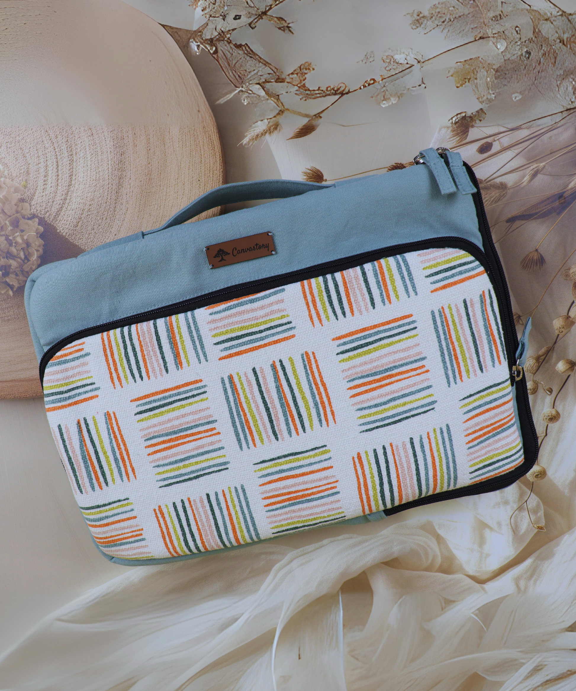 Functional laptop sleeve 14 inch, Laptop sleeve with pockets 14 inch, 14-inch laptop sleeve, Laptop sleeve with handle, Unisex laptop sleeve 14 inch, Slim laptop bag, Portable laptop sleeve, Handmade Laptop Sleeve for 14-inch, Sustainable Laptop Sleeve