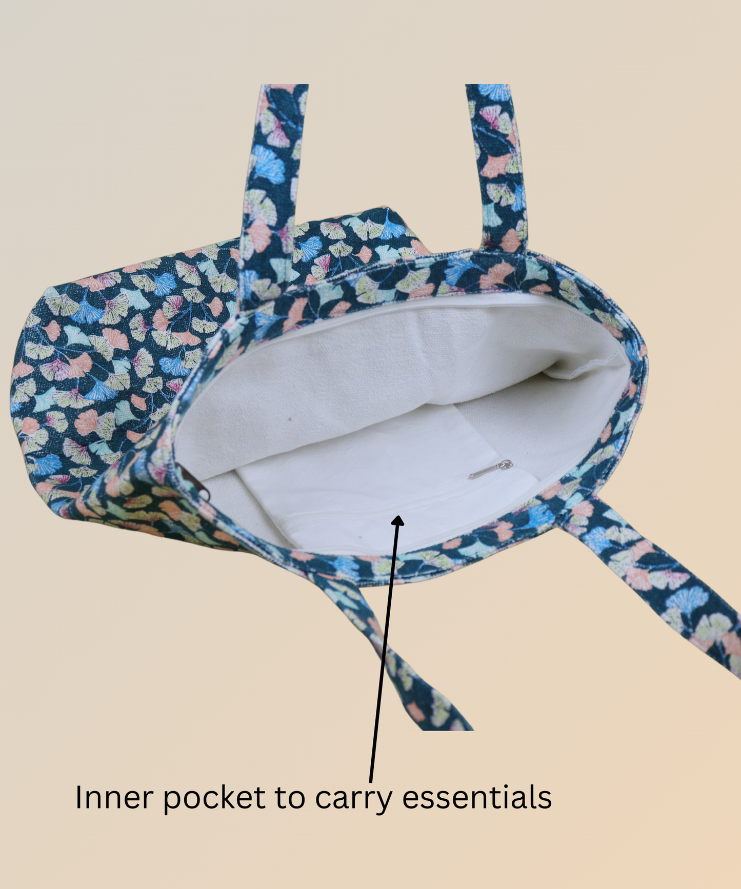 Cotton tote bag, large tote bag, Zipper tote, Cotton zipper tote, Eco-friendly tote, Travel tote, Lightweight yet sturdy, Casual tote