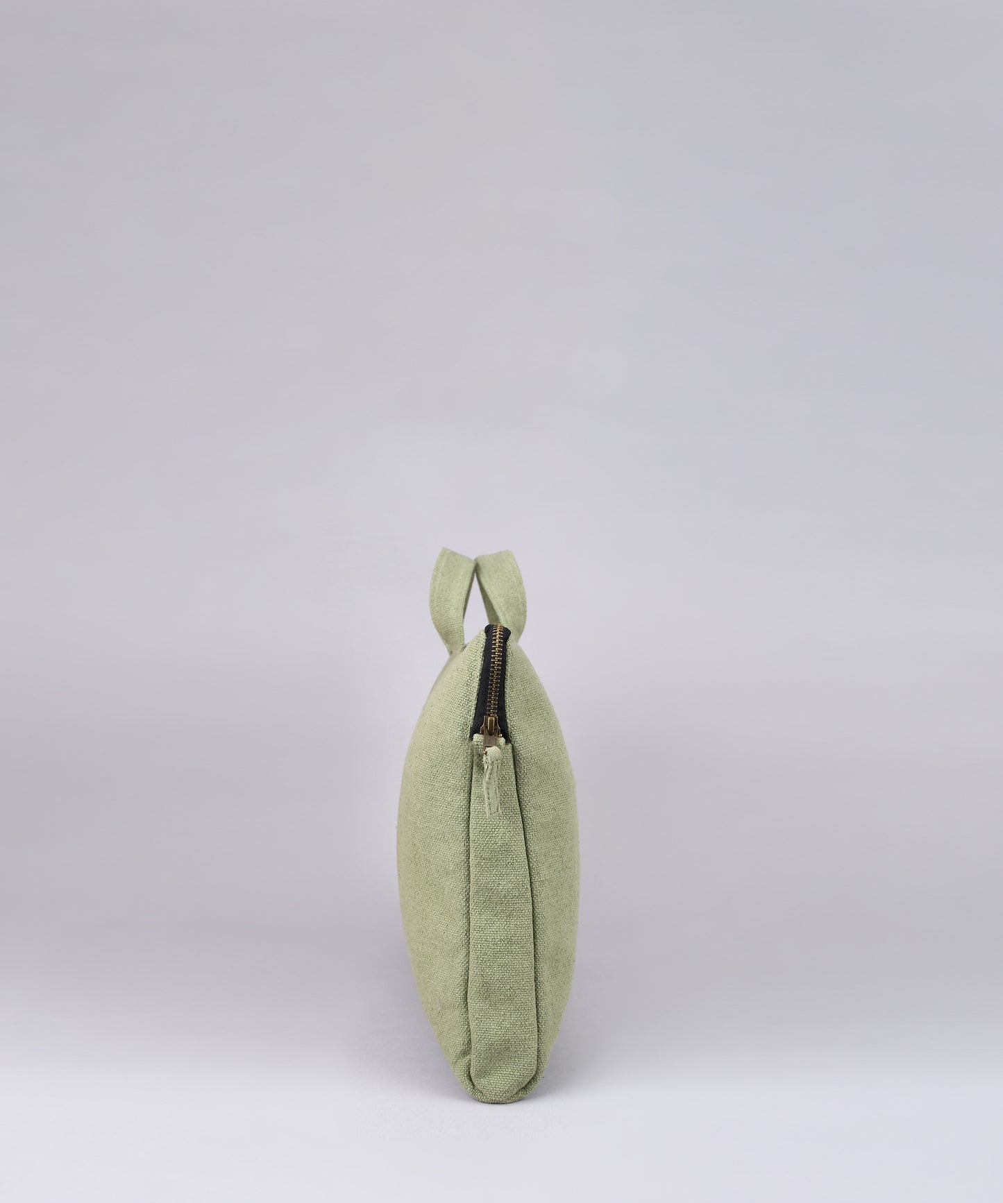 Sustainable Cotton iPad Sleeve with Detachable Handle, Handmade Sustainable Cotton iPad Sleeve with Handle, Eco-friendly Cotton iPad Sleeve with Handle, Cotton iPad Sleeve with Handle and Padded Interior, Recycled Cotton iPad Sleeve with Handle