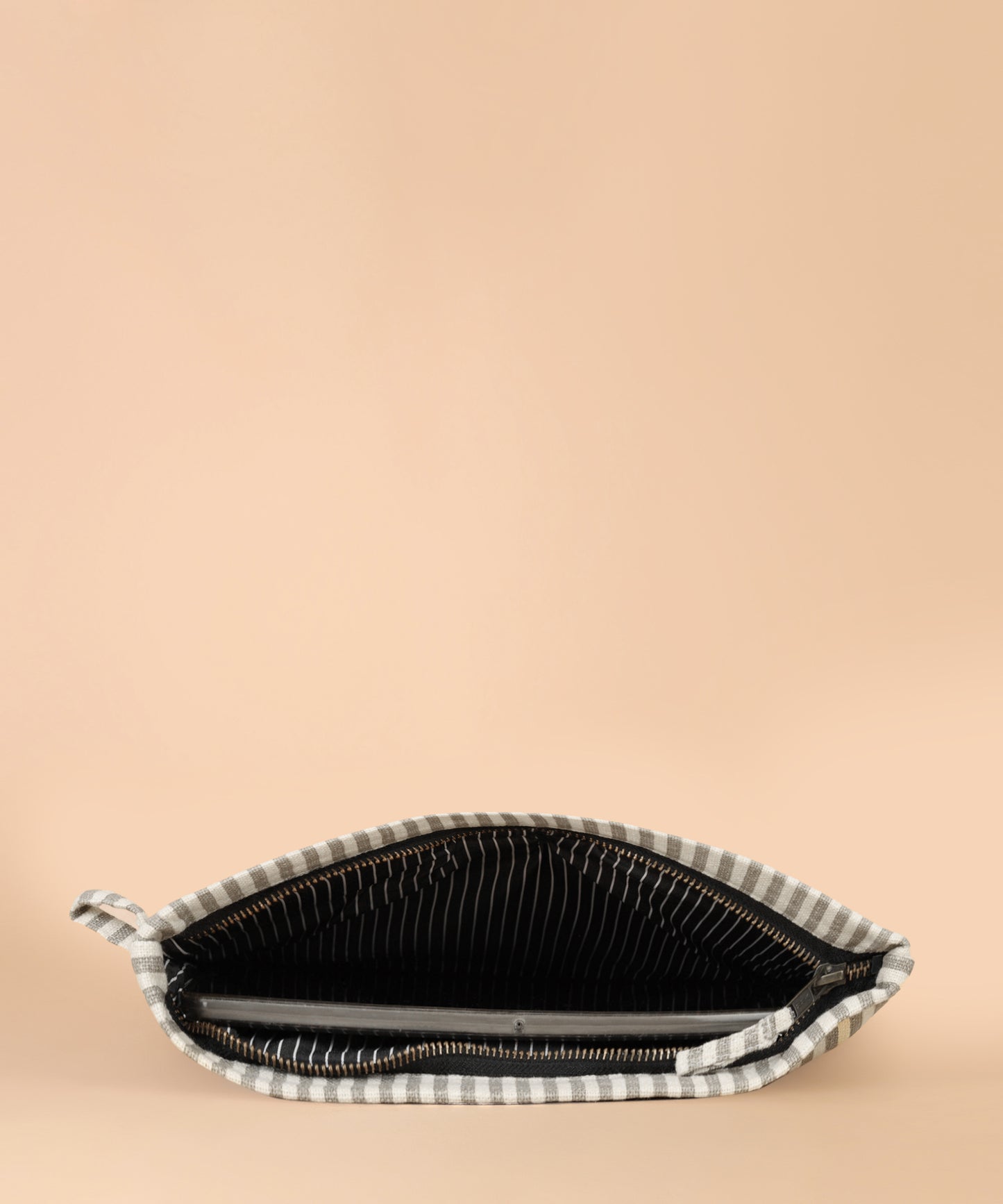 Sustainable-cotton-Eco-friendly-iPad-sleeve, Eco-friendly-tablet-case, Sustainable-cotton-iPad-sleeves, Lightweight-protection-Durable cotton case