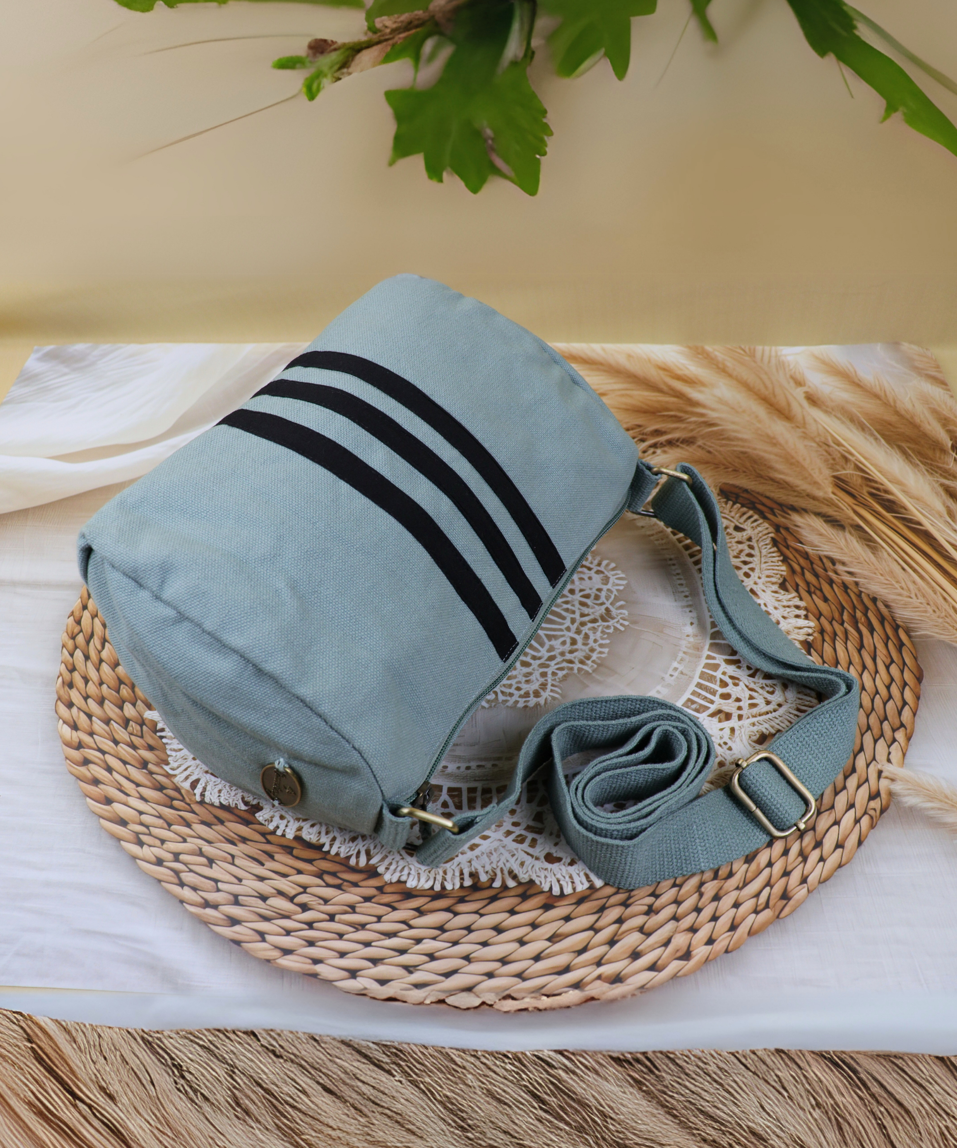 Sustainable Crossbody bag, Box sling bag for men's & women's with adjustable starp, Sustainable fashion, Stylish crossbody, Eco-friendly materials, Minimalist design, Durable and stylish