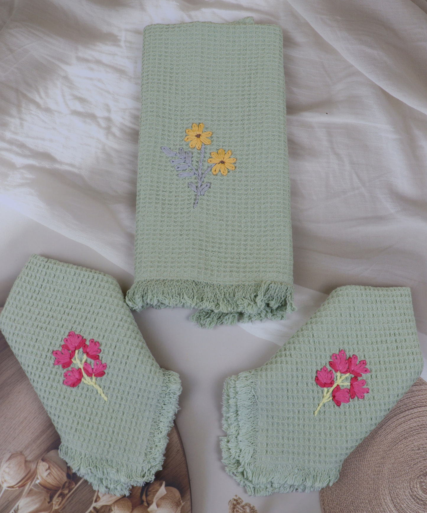 Hand embroidered towels, Cotton embroidered towels, Handcrafted towels, Floral embroidery towels, Embroidered bath towels, Handmade embroidered towels, Hand-stitched towels, Embroidery designs for towels, Luxury hand towels, Elegant embroidered towels
