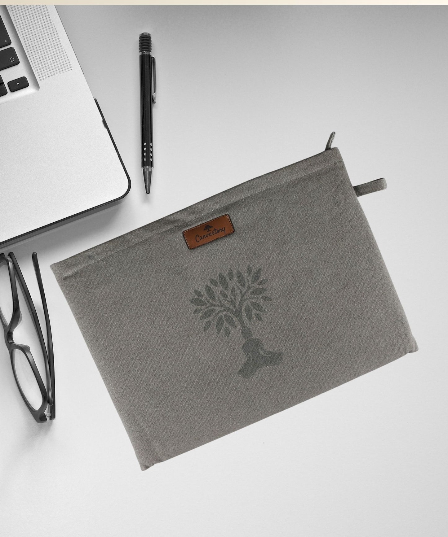 Sustainable-Cotton-Laptop-Sleeve, Eco-friendly-Cotton-Laptop-Sleeve, Handmade-Sustainable-Cotton-Laptop-Sleeve, Handmade-14-inch-Laptop-sleeve, Minimalist-Cotton-Laptop-Sleeve