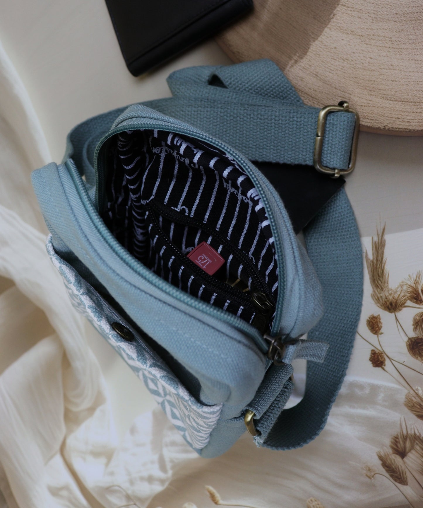 Canvastory Crossbody Mobile Phone Sling Bag for Women & Men| Utility Small Sling Bag for Women & girls| Phone Bag with Adjustable Strap | Mobile Pouch, Sling Bag for Women | Phone carrying sling