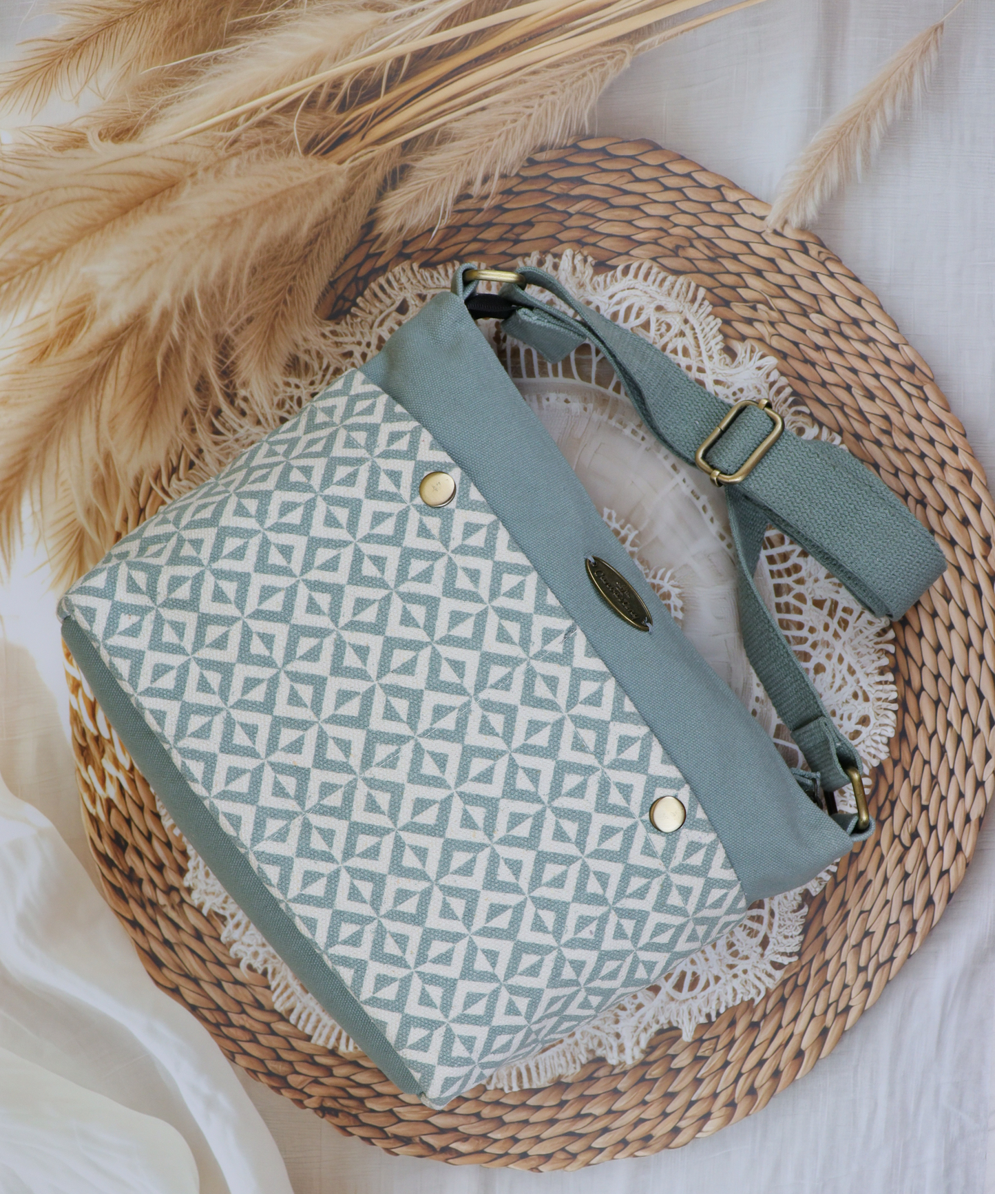 Urbanflex sling bags, Urban travel sling bag, Sling bag for men and women, Unisex sling bags, Unisex crossbody bag, Crossbody sling bag, Versatile sling bag, Adjustable sling bag