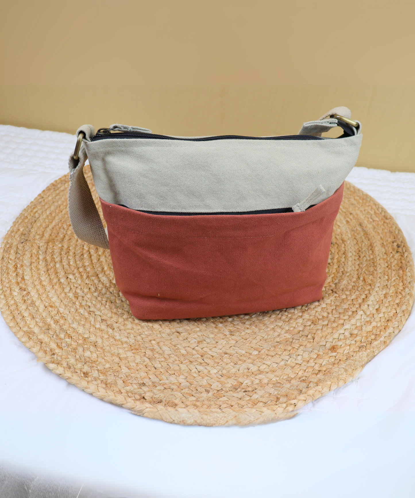 Urbanflex sling bags, Urban travel sling bag, Sling bag for men and women, Unisex sling bags, Unisex crossbody bag, Crossbody sling bag, Versatile sling bag, Adjustable sling bag